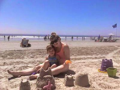 2Karessa's profile picture. 