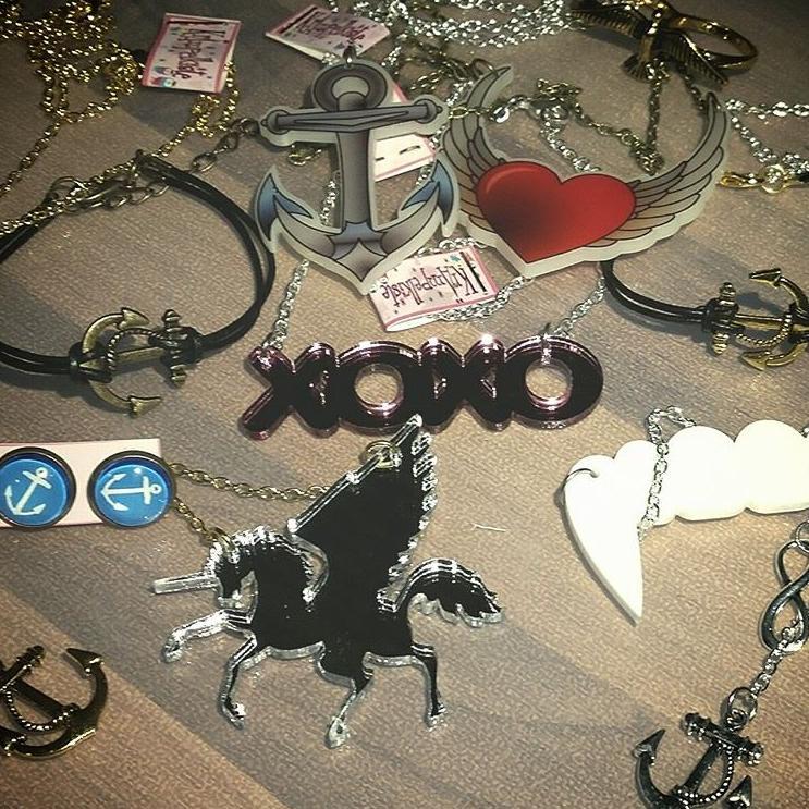 Worldwide Fashion Jewelry Store
10% OFF-Code:  FB-2013