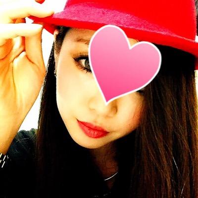 23歳の自由人♡人生は一度きりしかないんだから楽しまなきゃ！やりたいことやったもん勝ち(^^)
当然エロいこともね♡笑
みんな仲良くしてください(^O^)