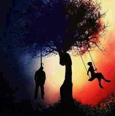 ‏‏لا أكتُب لِ أعجِب الجمِيع ،، ولكنِي أزيَّن قاربِي قُبيلَ الرحيل الأخِير ..!!

....