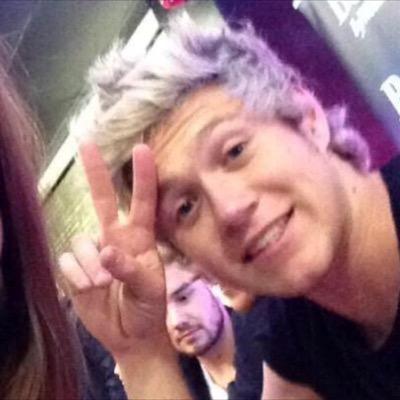 please rt this, he is my sunshine✨https://t.co/PcSOaFEszQ