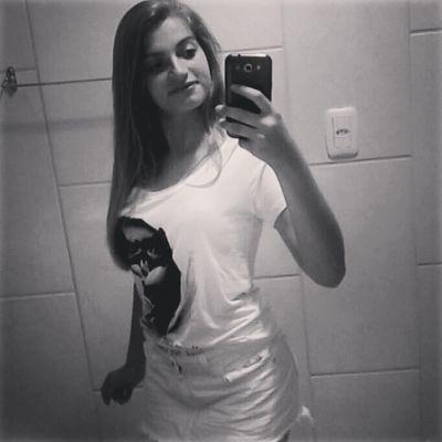 Sonhar nunca desistir, ter fé pois fácil não é nem vai ser - Carol ❤