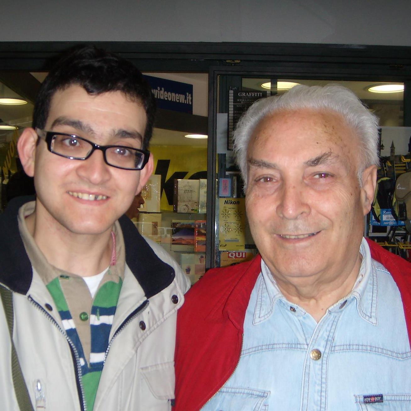 amodio499's profile picture. 