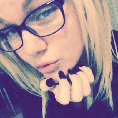 hey y'all im Kara-Marie, nickname: poison ivy, passions: dance,acting,Modeling,dj, cars, guns, MMA, #party #getwasted