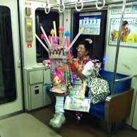 電車内の笑える話 Den Wara Twitter 電車内の笑える話 Den Wara Twitter