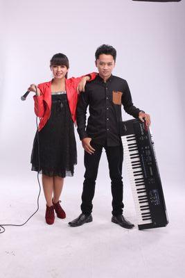 Suka bikin musik cover di Soundcloud. Vocal: @viendagunawan_ Key: @billyadinata. CP: +6281328362121