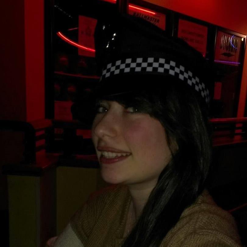 Jessicaahelen_x's profile picture. #Livelovelaugh