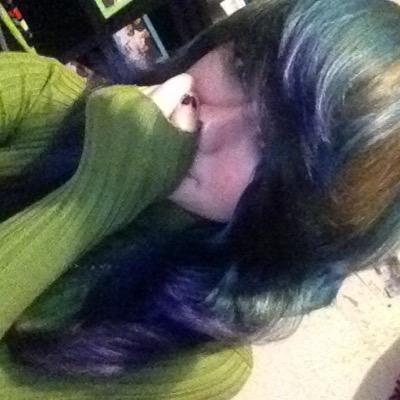youtuber: only teddy bear scars 
fallow me on instagram: teddy._.bear._.scars._
*peace tea**bands* and PANDAS ❤️