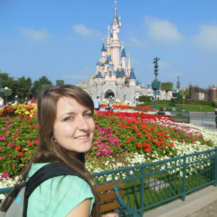 Eline_Oo's profile picture. 