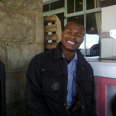 soccer lover,isupport Man utd., pirates., Real https://t.co/nWV23HfXlU ., Nomads for life