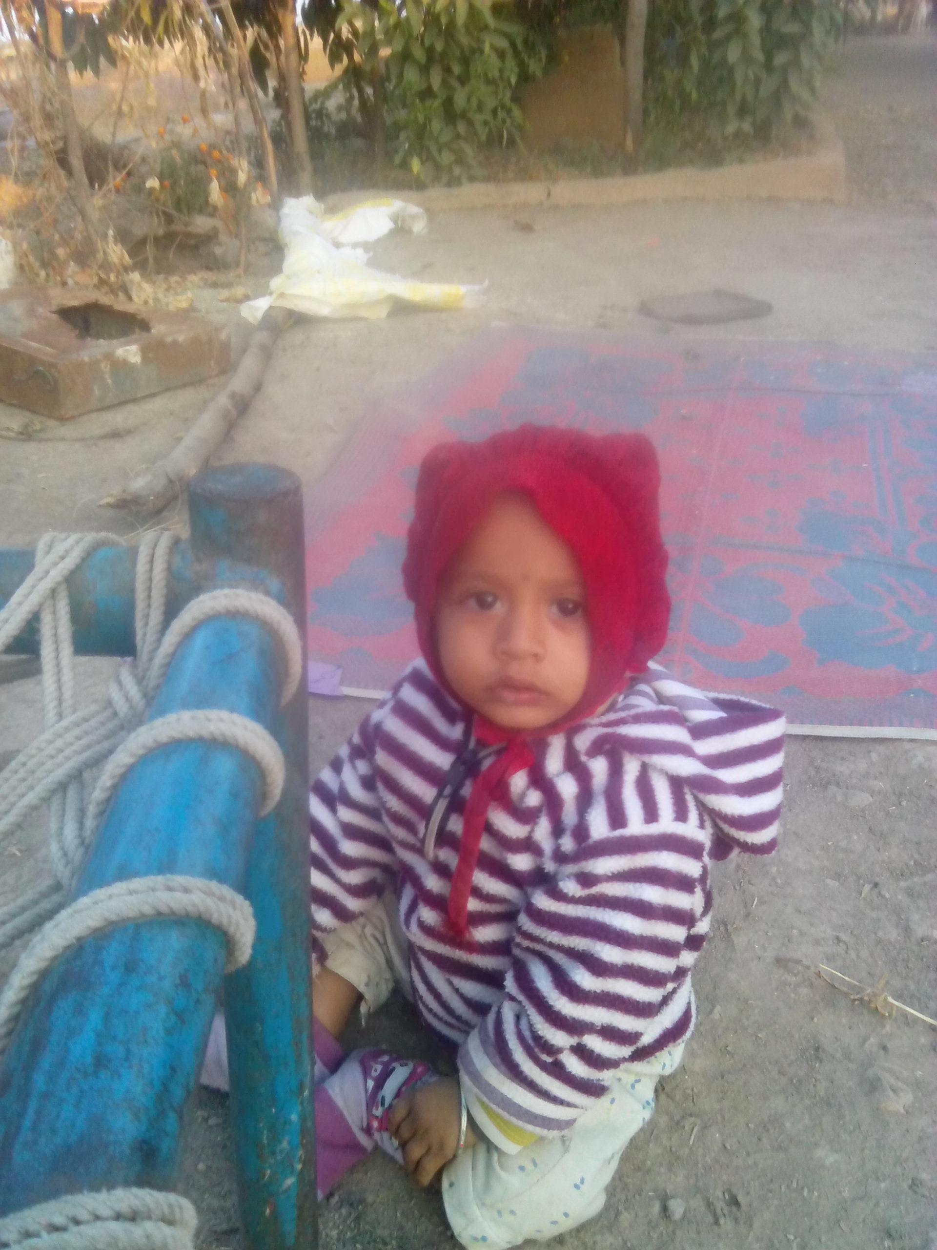 jivan ko jine ke liye hasna jaruri he mere dost