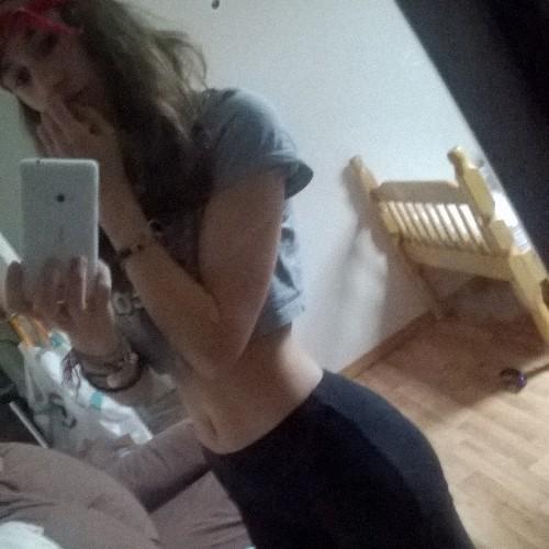 Abodonné vous a moi svp :) Je fais pareille :)