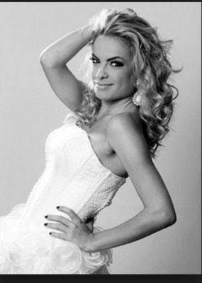 Você não pode ser oque os outros querem que você seja, você tem que ser você mesma, do seu jeito -Lua Maria Blanco
