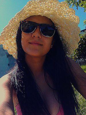 pachecolucia0's profile picture. Desafiando estructuras me deje ser 
y solo tuve de modelo mi propia verdad..