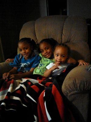A proud mother of twin girls Alantiz & Aariya Woods and a baby boy name Xaylyn . I am cool laid back type of girl that njoy hanging with my family.