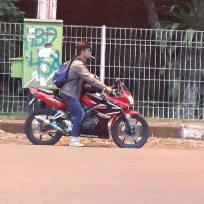 ini_dayat's profile picture. 