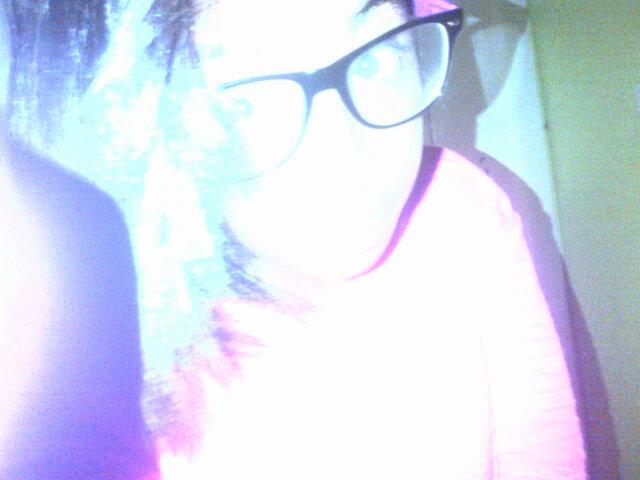 I'm a chilled person...Family kinda girl ...love shopping and I love all girl best friends and boy best freinds ...MWAH