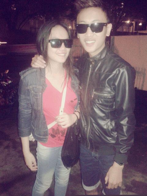 AgungArieff's profile picture. BERDIRI SAMA TINGGI, DUDUK SAMA RATA ! | Taken by @victoriajsm ♥