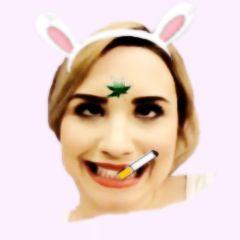 One direction,Justin Bieber,Fly,Demi Lovato,P9. Acho que muita gente pra uma pessoa amar