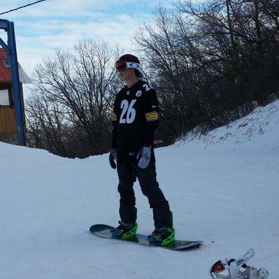 xDeeBy's profile picture. 