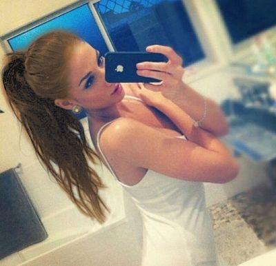 Looking for my mother Phoebe. She left me when i was younger and now I'm looking for her. Rp account.