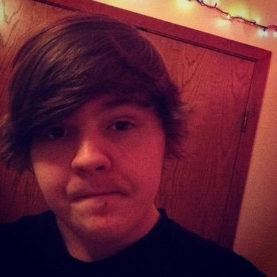 YoDylann's profile picture. 