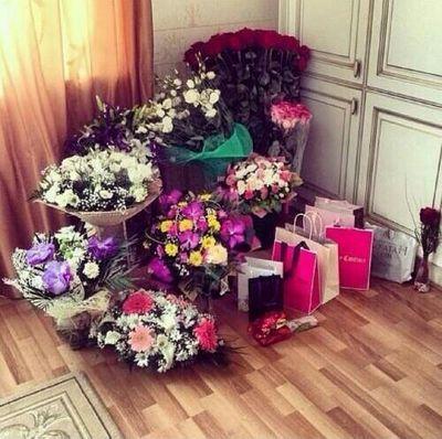 _في خيآلي .. كتبت روآية لـ حياة كنت أتمنآها ، وبالواقع كآن حدوثها من المستحيل 7FCC2CA9