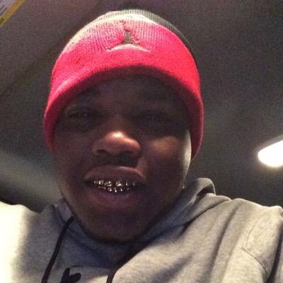 IM 26 YOUNG ✈️✈️✈️ FLY N RICH