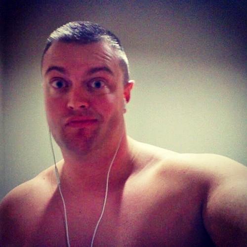 #JackedAndPasty Father, Husband, and Raw Powerlifter. Lover of Movies, Music, Film and Food. Work Smarter not Harder.