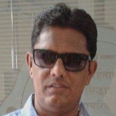 piyush 
Nadiad
Business
Arihant Hardware Mart
Dabhan Bhagol
NADIAD
Ph No -0268-2567141