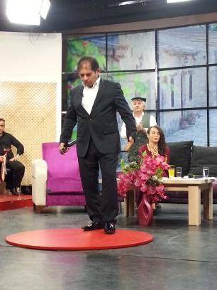 Türk Halk Müziği Sanatçısı bestekar yapımcı yönetmen Tv radyo programcısı.