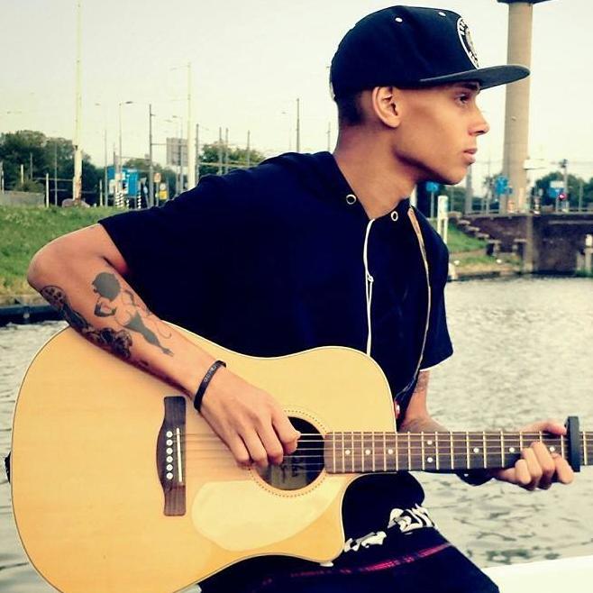 Insta. Rickvantura