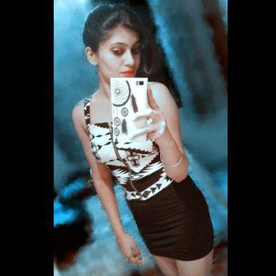 कितनी मुहब्बत है तुमसे सफाई न देंगे,
साथ रहेगे सदा तुम्हारे पर दिखाई न देगे..।।