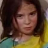Idade:6 anos.Traumatizada por viver violência nas ruas,prefiro viver em meu mundo imaginário.Não vivo sem:@ChiqLauraDoll #InterpretationFãAccount