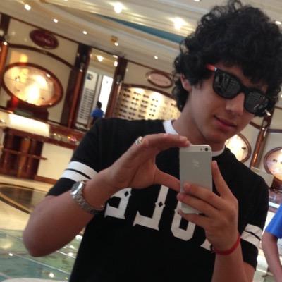 .   Instagram:semo_700
548FE01C