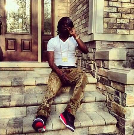 Reese out the cut shoot ya mama up
