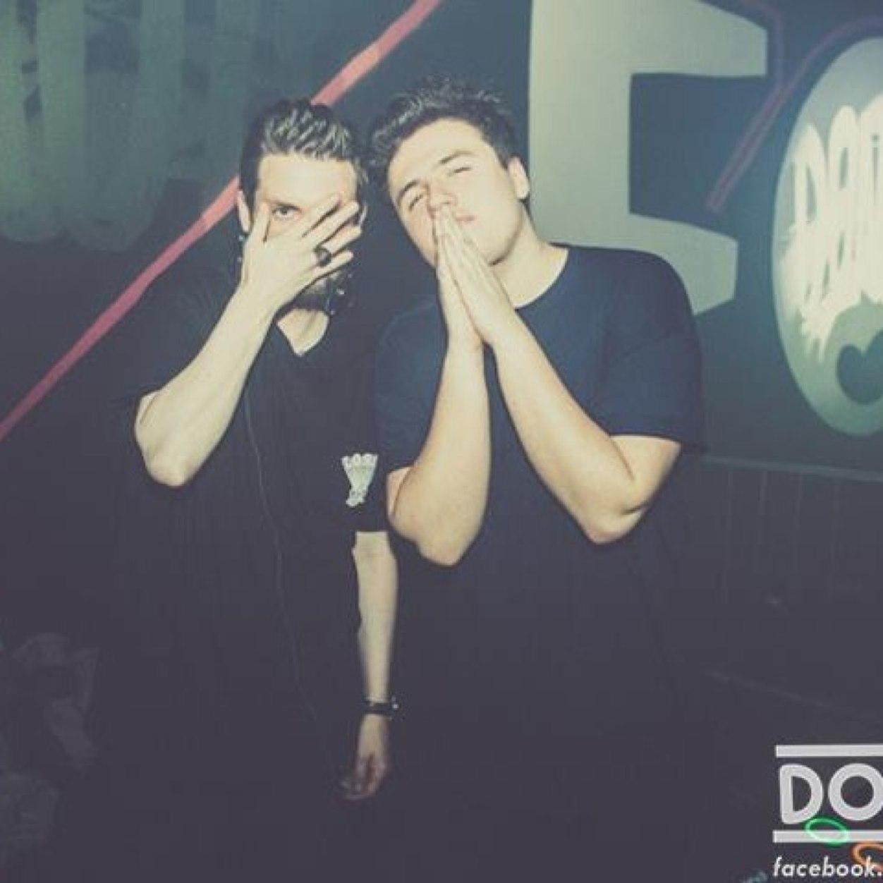 @sizeofficial // dj for @donutsdq