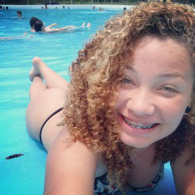 vinho, break, b girls e um beck, tudo que eu preciso hj e sempre kkkk