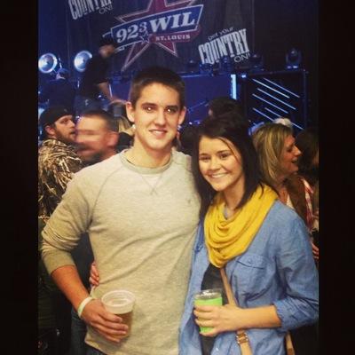 null_tori's profile picture. sometimes the things we can't change end up changing us in the best way.