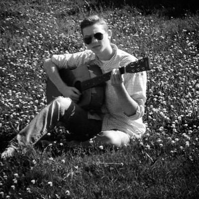 Carson_Embrey's profile picture. Hi yall everydays a blessed day for we are not promised a tomorrow, so live a life worth living