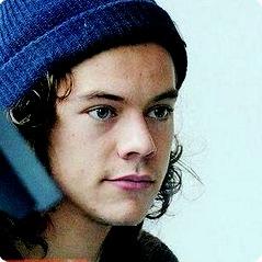 HI BABY, I GAVE YOU A FREE FOLLOW, SO CAN YOU FOLLOW @niaIIip PLS? SHE FBACK ♡ ILYSM ♡