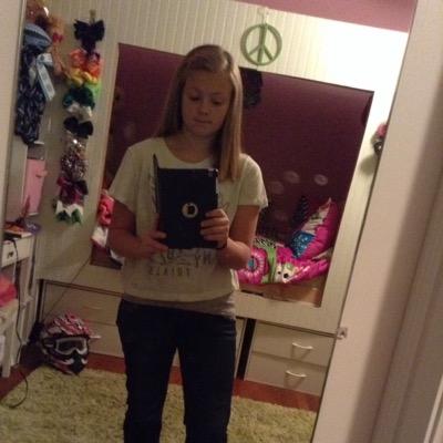 my name is Gina. i play softball,basketball. im single. snapchat-gina_hester