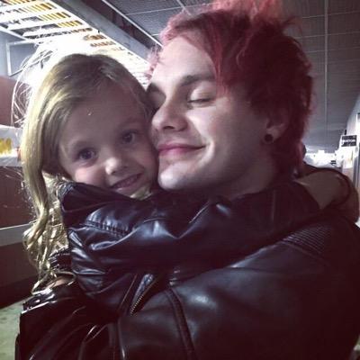 your5sosgoaIs Profile Picture