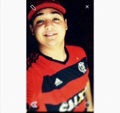 liga o foda-se. Porque se não quem se fode e você