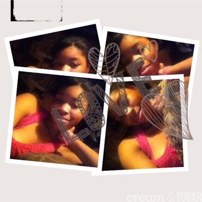 oliviacalmes1's profile picture. 