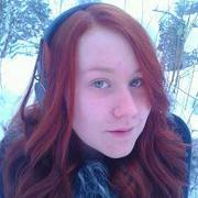 Love crafting, theater, reading, writing and larp :)