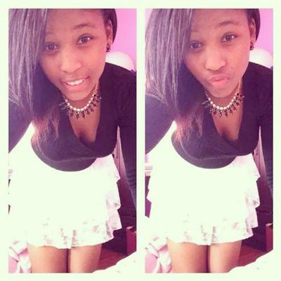 #çhęłærďø ....get rich or die trying 
#ambitious. his girl #ricardos his wife my life 3 :$;)