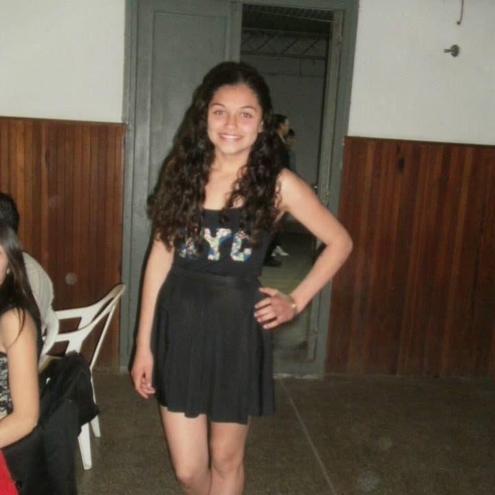 I love 5SOS, 1D, Green Day, Nirvana, Ramones!! FOLLOW ME @5SOS @Luke5SOS @Ashton5SOS   @Michael5SOS @Calum5SOS PLEASE!! I LOVE YOUU!! 3