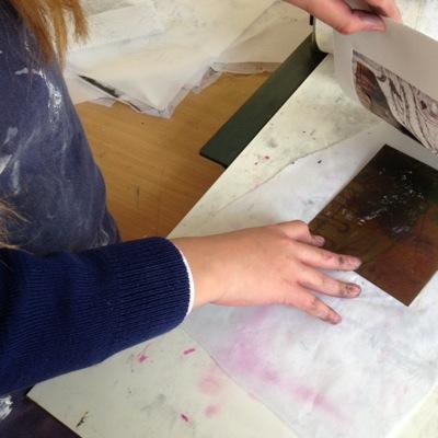 PRINTMAKING WORKSHOPS VISIT SCHOOLS, MUSEUMS, GALLERIES, ART CENTRES, THEATRES, FESTIVALS, FAIRS ETC, TEACHING QUALITY WORKSHOPS TO ALL AGES.