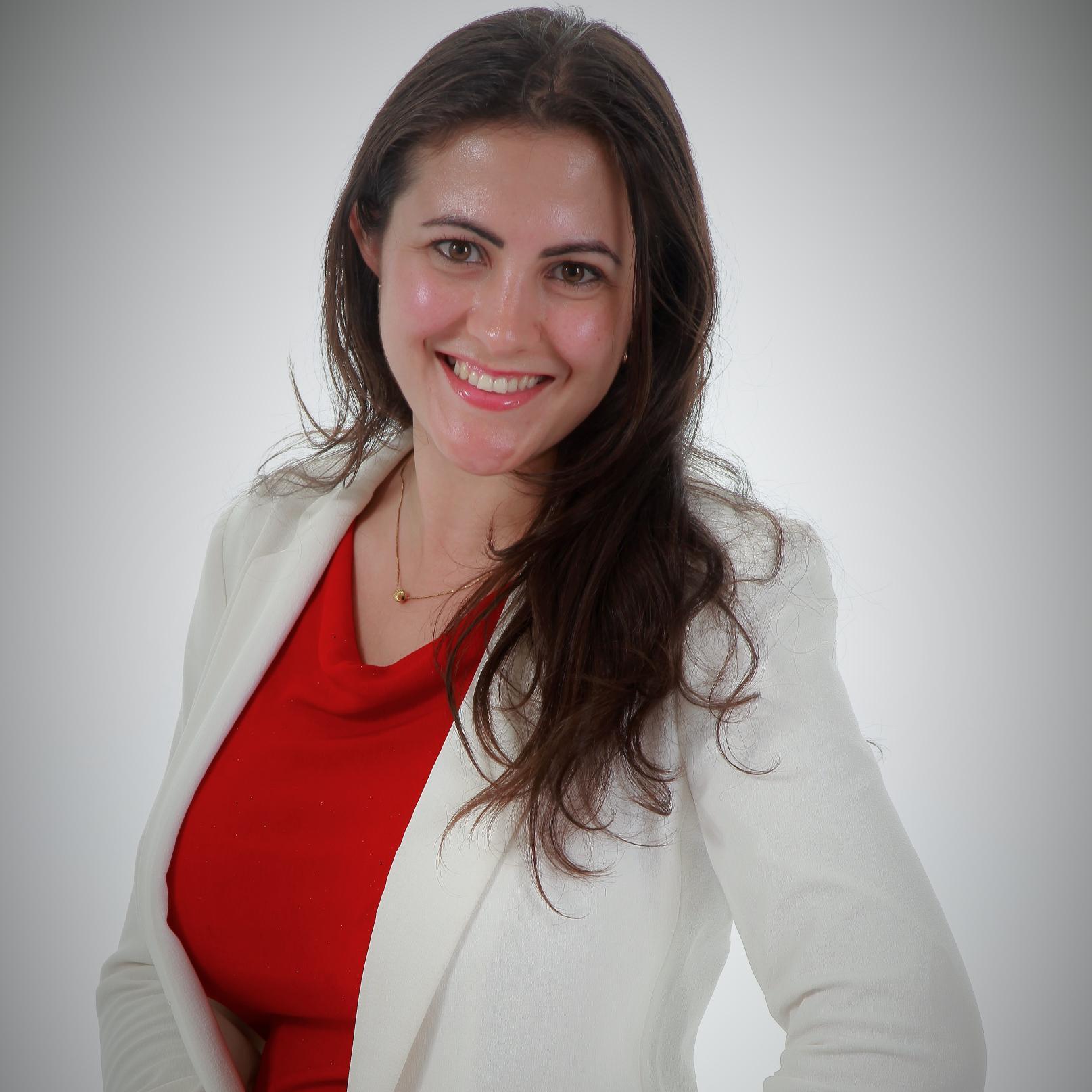 Psicóloga, consultora nas áreas de Treinamento e Desenvolvimento; Orientação Profissional; Coaching e Carreira